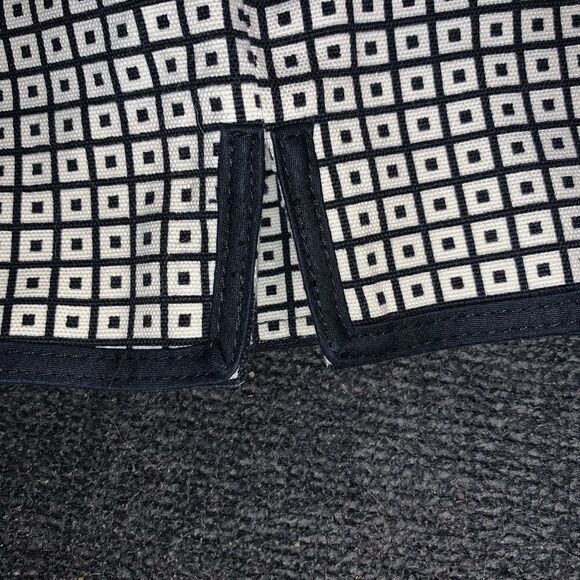 Talbots Capri pants size 8 - Picture 3 of 5